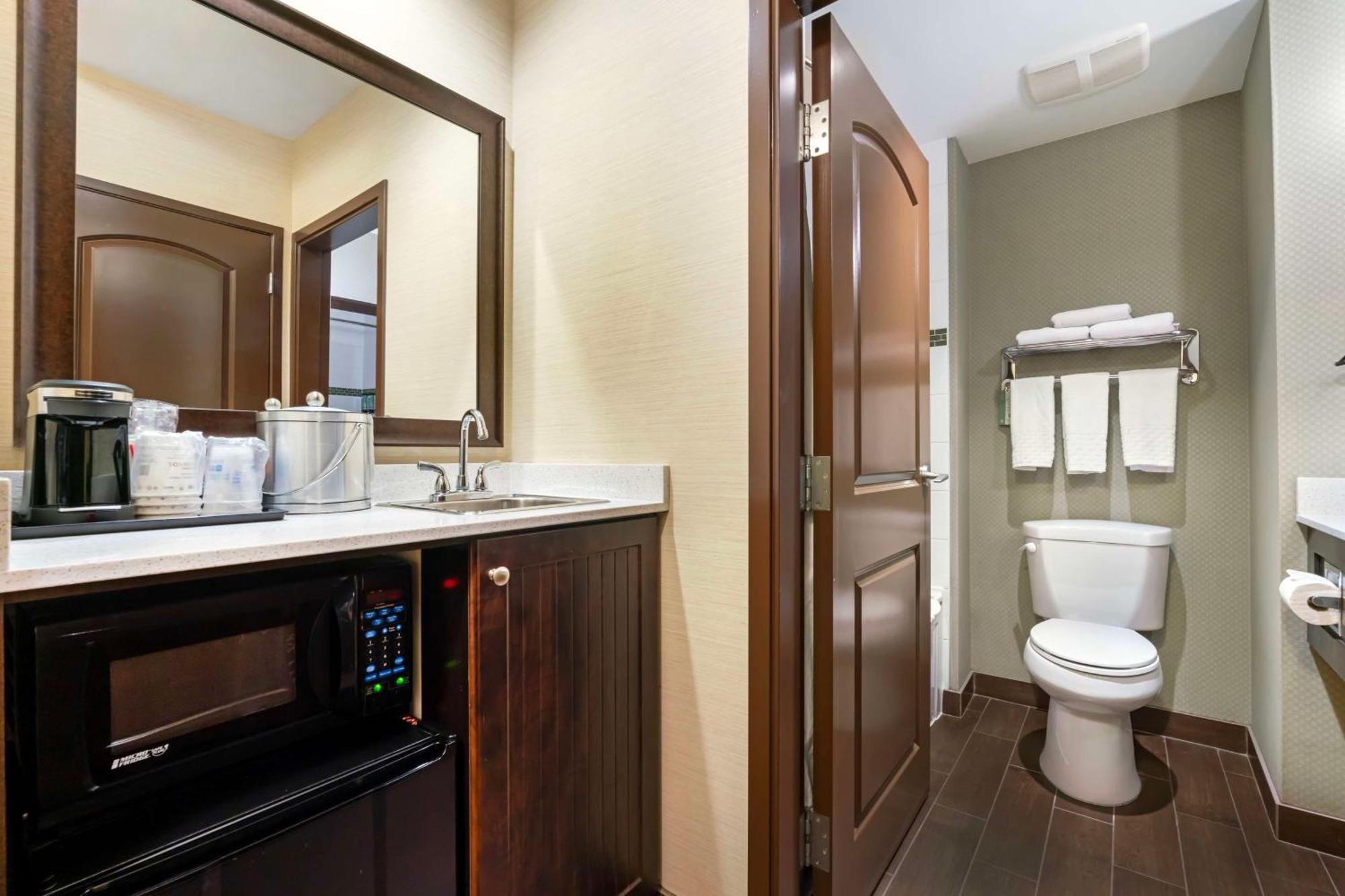 Western Pacific Hotel 3*