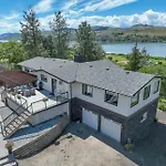 Lakeviews, Big Yard/Deck, Minutes To Silver Star/Golf/Wineries.