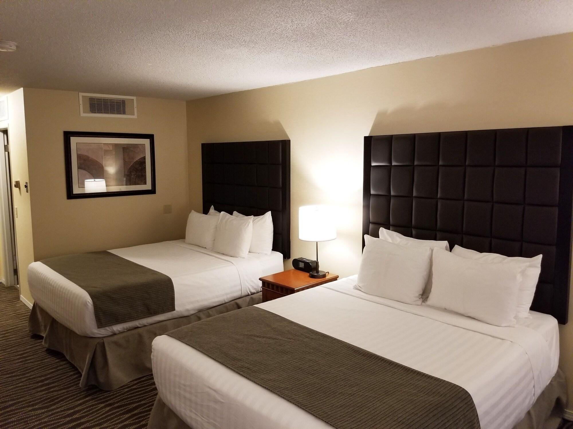 Prestige Hotel 3*