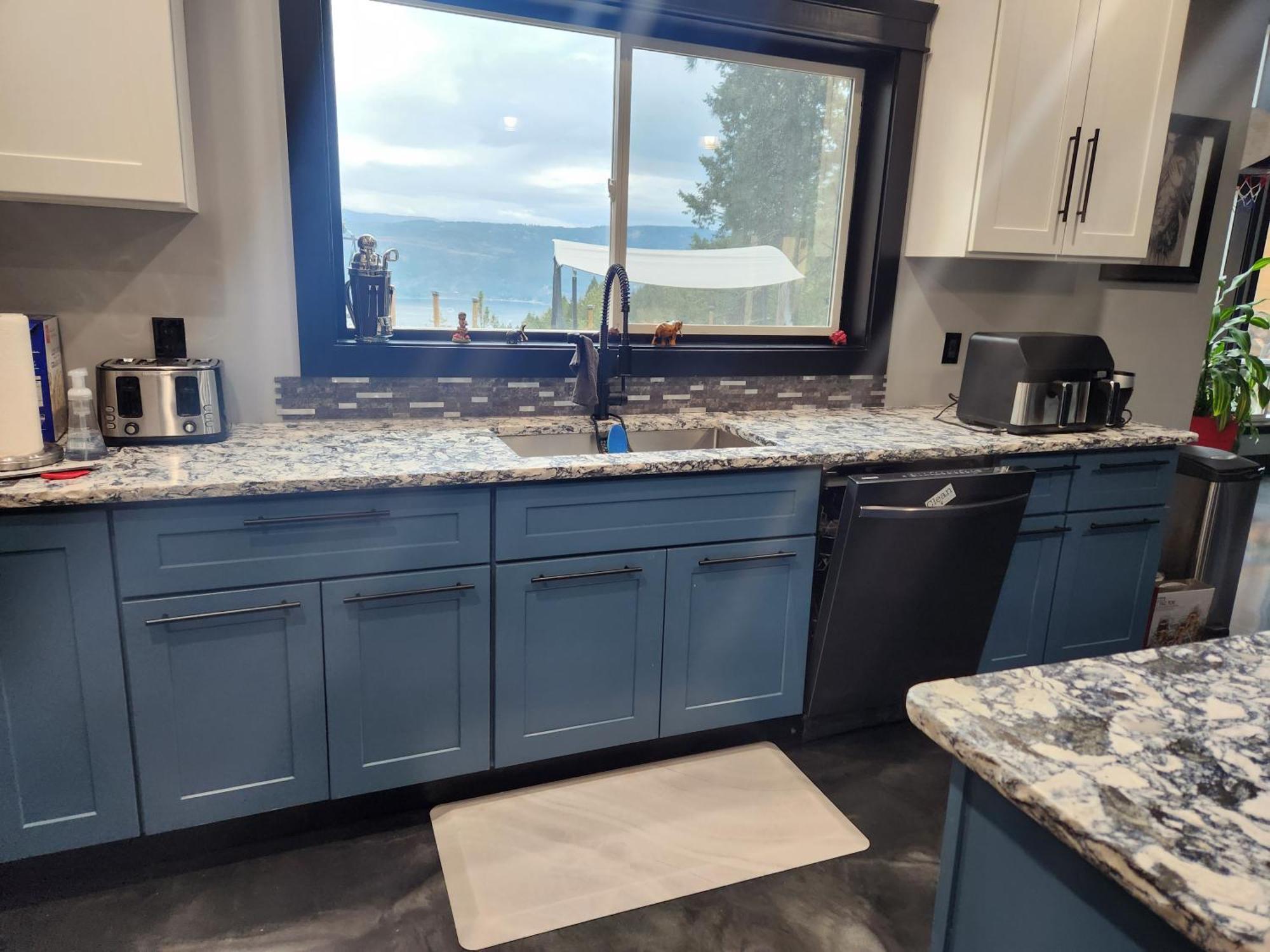 Elysian Lakeview Retreat