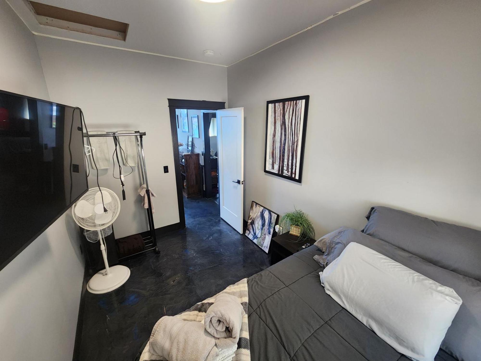 Elysian Lakeview Retreat Apartment *