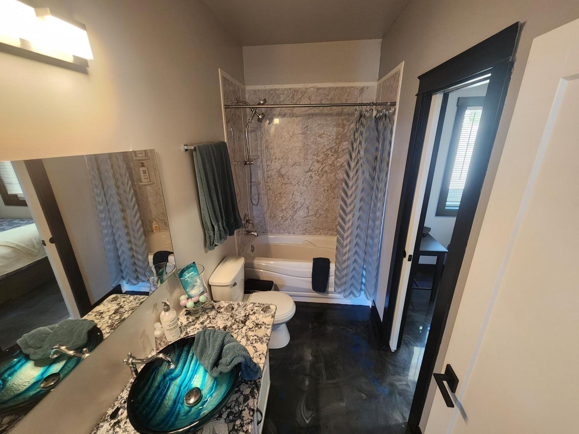 Elysian Lakeview Retreat Vernon
