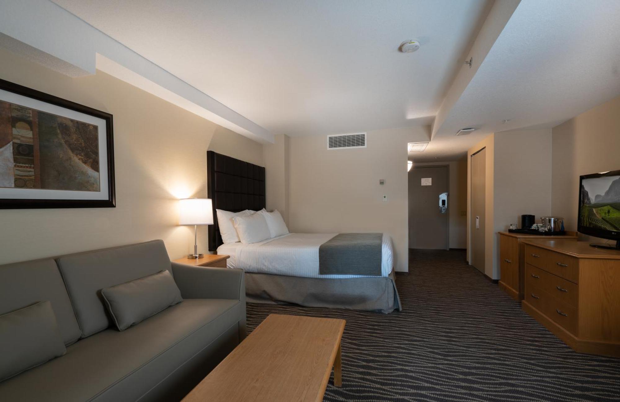 Prestige Hotel 3*
