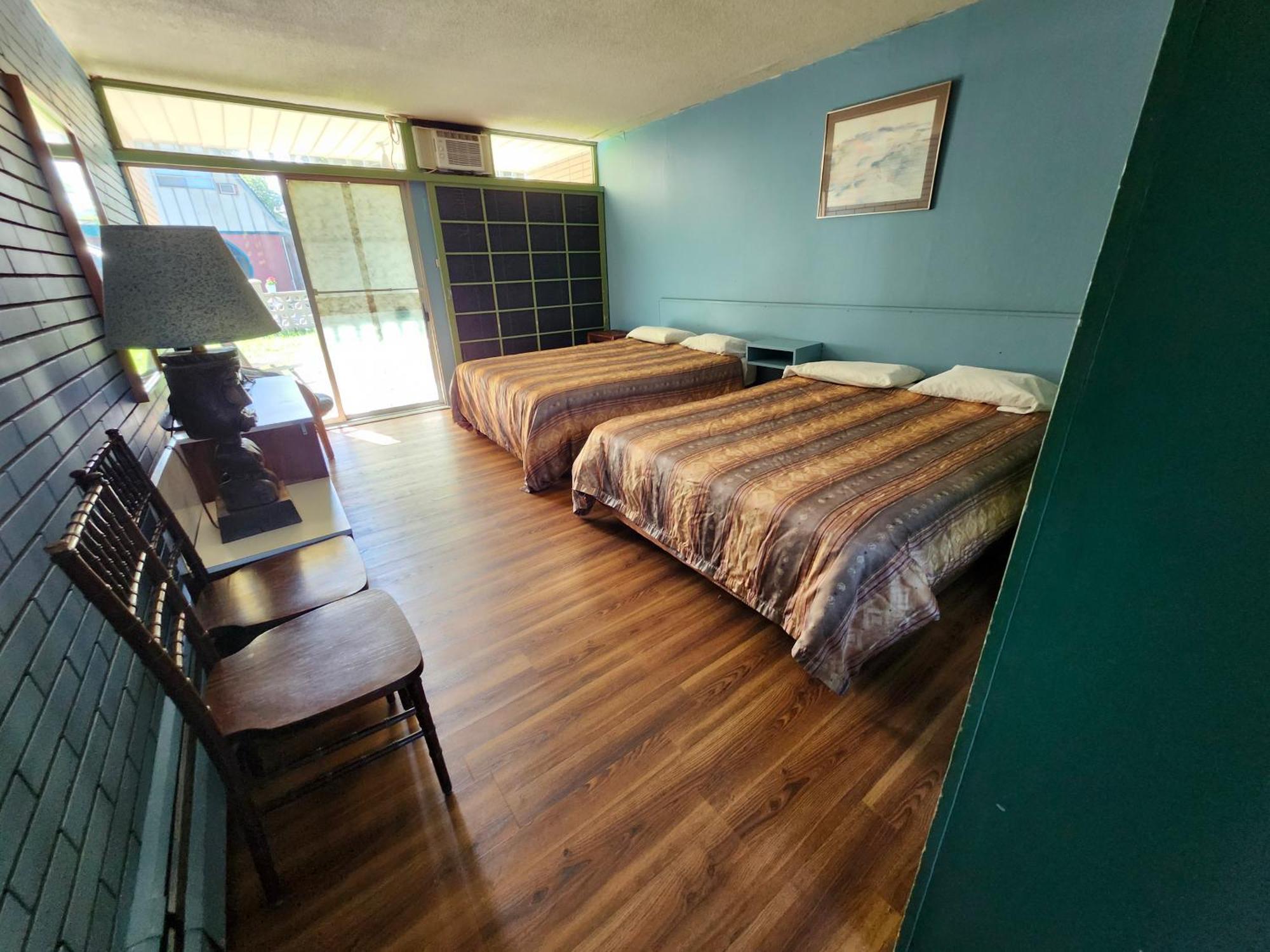 Tiki Village Motel