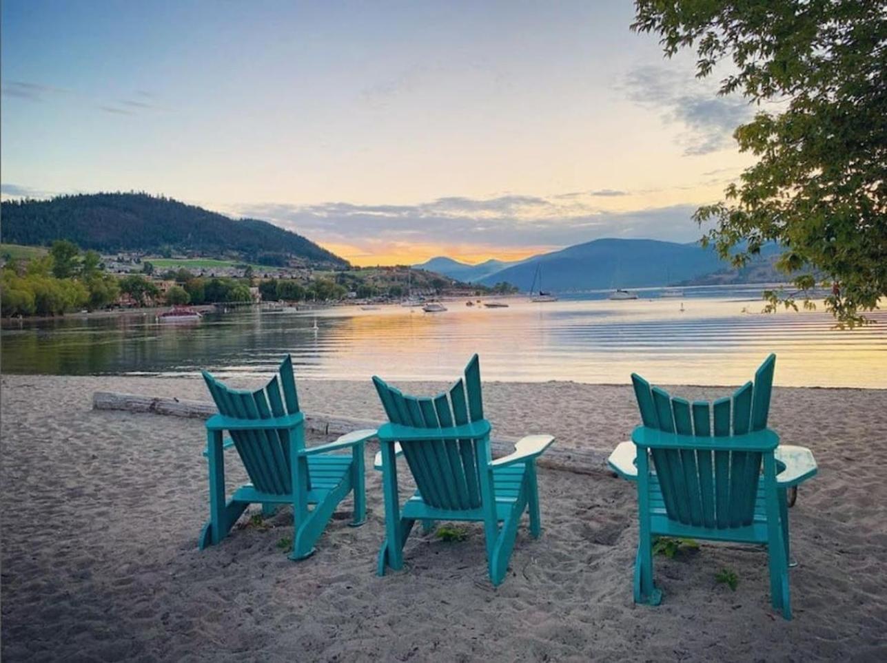 Floor Lakeshore Views Near Skiing * Vernon