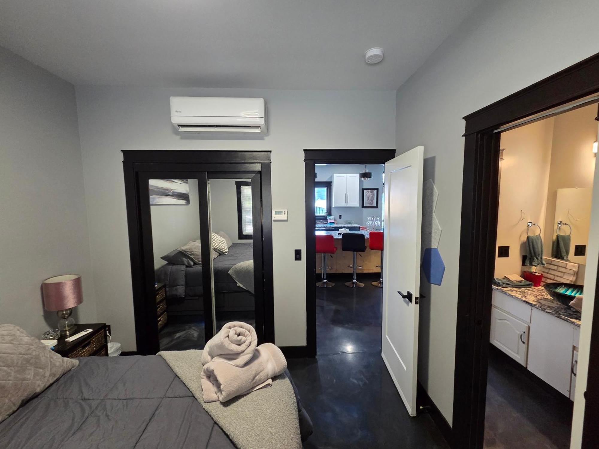 Elysian Lakeview Retreat