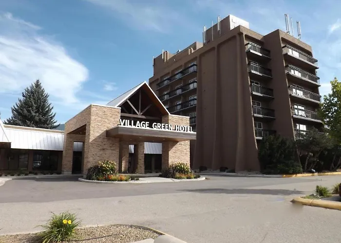 Riviera Village Green Hotel Complex
