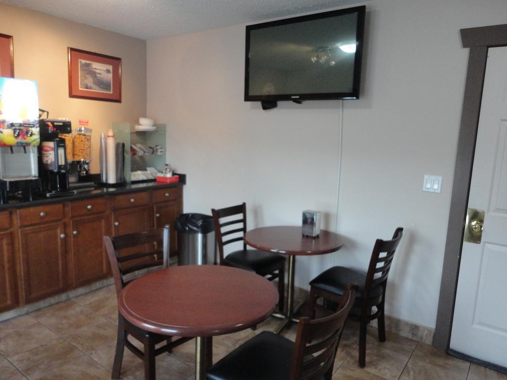 Canadas Value & Suites-vernon 2*