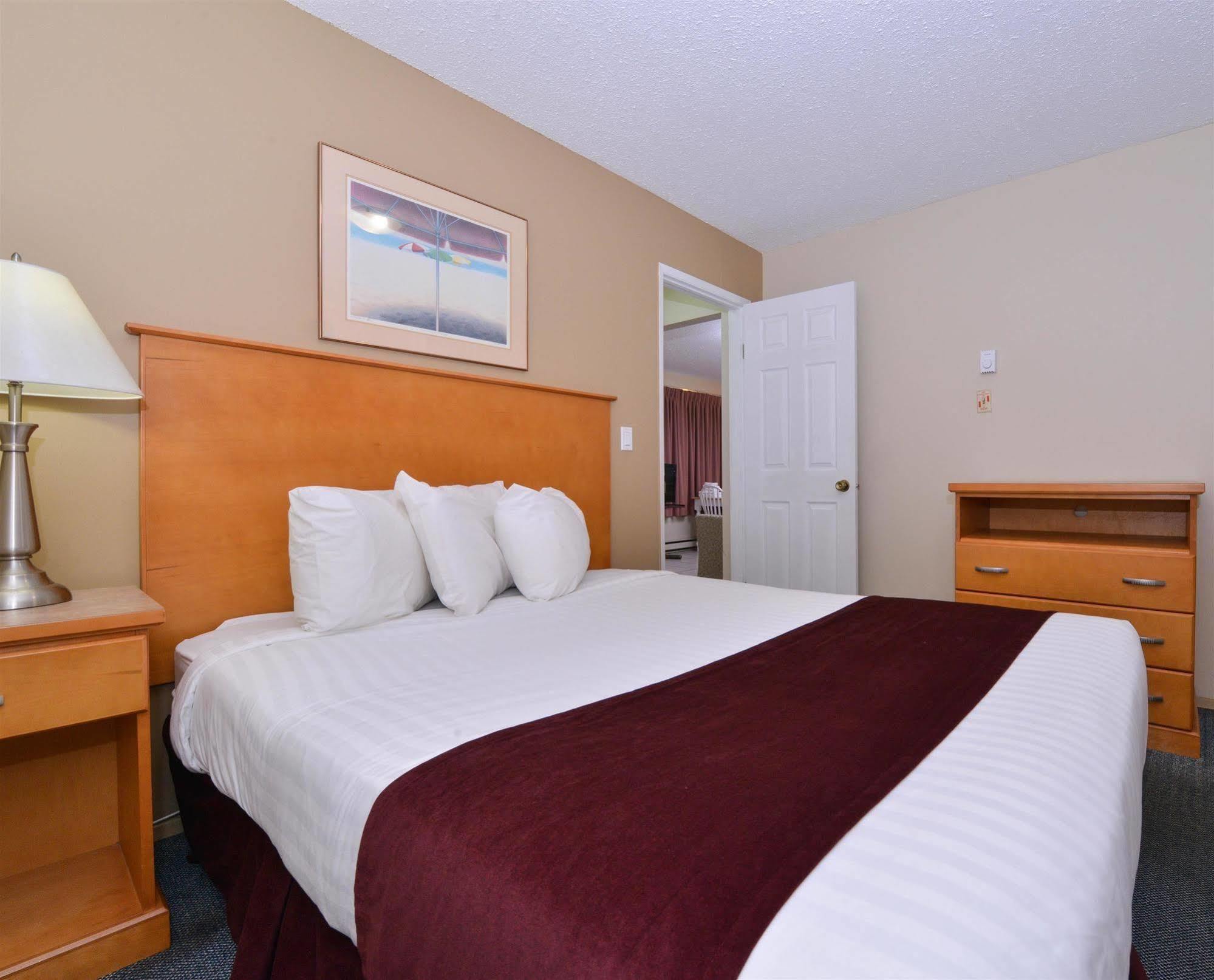 Canadas Value & Suites-vernon Vernon