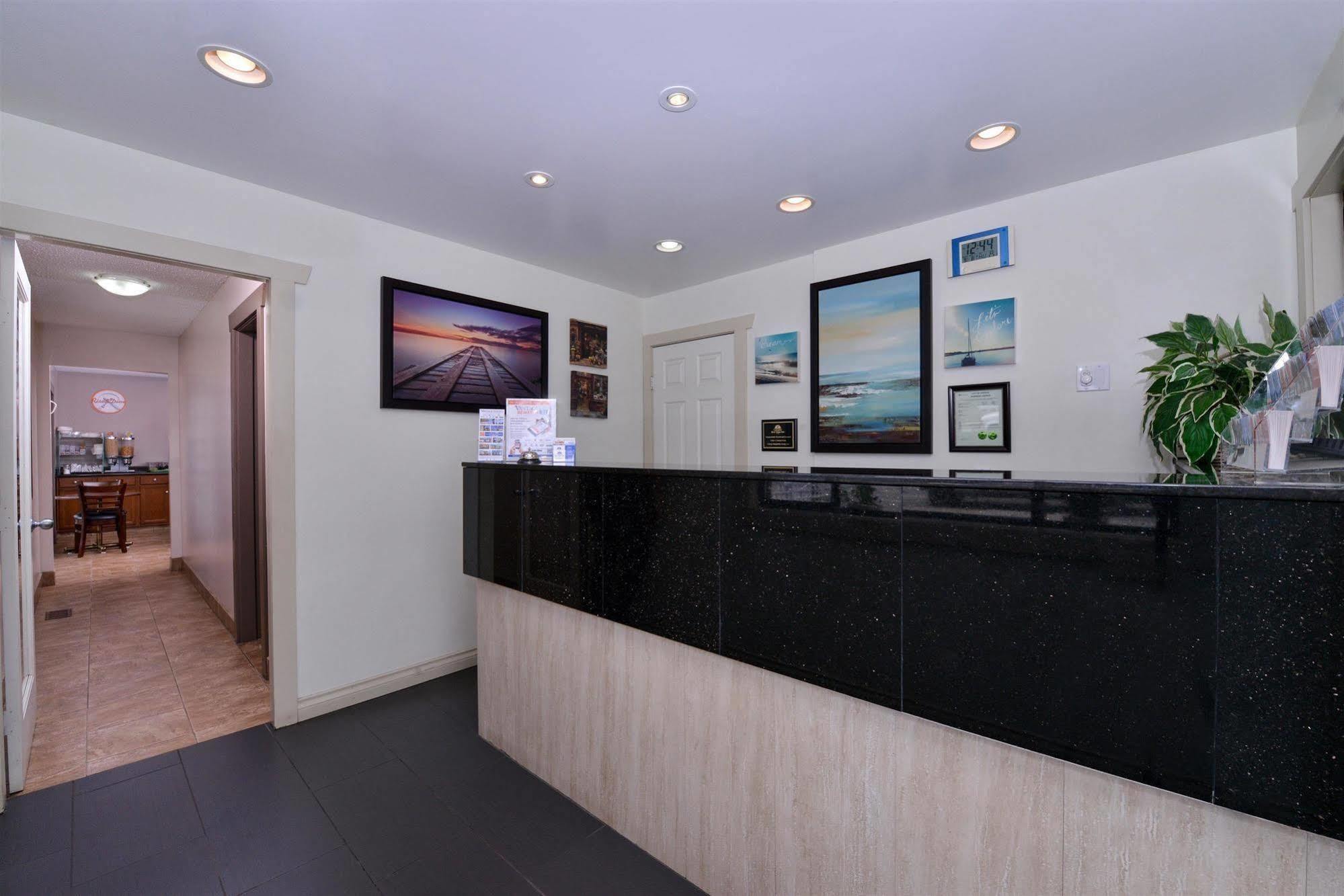 Canadas Value & Suites-vernon 2*